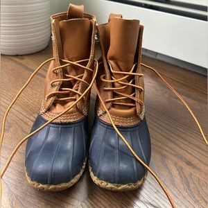 Women's L.L. Bean Bean Boots.   Size 7